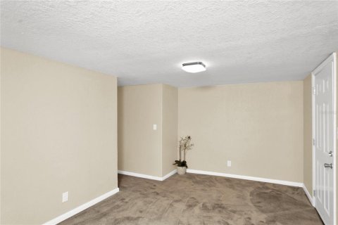 House in Holly Hill, Florida 2 bedrooms, 60.76 sq.m. № 2222976 - photo 16