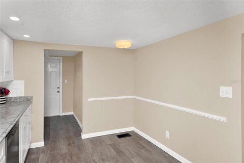 House in Holly Hill, Florida 2 bedrooms, 60.76 sq.m. № 2222976 - photo 27