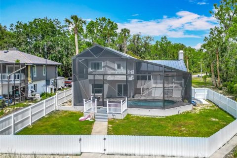 House in Crystal River, Florida 3 bedrooms, 185.53 sq.m. № 1717298 - photo 6