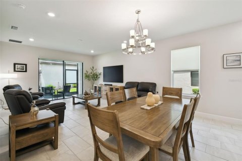 Villa ou maison à vendre à Kissimmee, Floride: 2 chambres, 126.9 m2 № 1808259 - photo 14