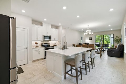 Villa ou maison à vendre à Kissimmee, Floride: 2 chambres, 126.9 m2 № 1808259 - photo 9