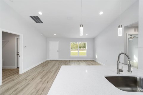 House in Dunnellon, Florida 3 bedrooms, 117.71 sq.m. № 1635148 - photo 17