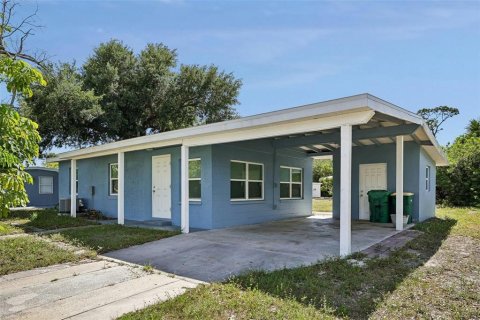 Villa ou maison à Port Charlotte, Floride 2 chambres, 68.28 m2 № 2149228