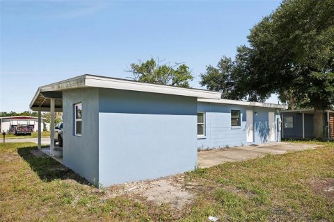 Villa ou maison à vendre à Port Charlotte, Floride: 2 chambres, 68.28 m2 № 2149228 - photo 26