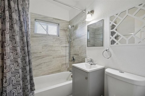 Villa ou maison à vendre à Port Charlotte, Floride: 2 chambres, 68.28 m2 № 2149228 - photo 22
