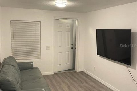 Villa ou maison à vendre à Port Charlotte, Floride: 2 chambres, 68.28 m2 № 2149228 - photo 23