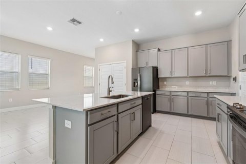 Villa ou maison à vendre à Tampa, Floride: 4 chambres, 258.45 m2 № 2149865 - photo 12