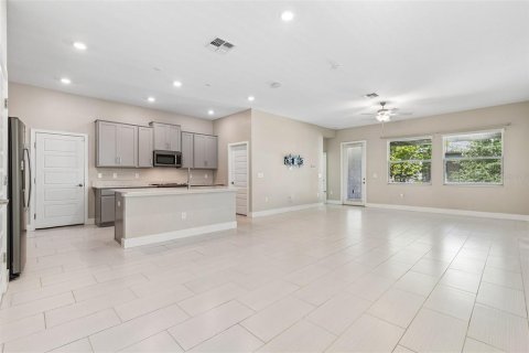 Villa ou maison à vendre à Tampa, Floride: 4 chambres, 258.45 m2 № 2149865 - photo 10
