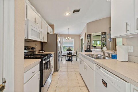 House in Wesley Chapel, Florida 3 bedrooms, 138.7 sq.m. № 1850066 - photo 20