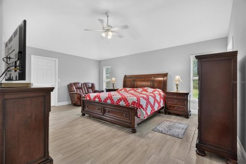 House in Orlando, Florida 3 bedrooms, 204.94 sq.m. № 2320784 - photo 24