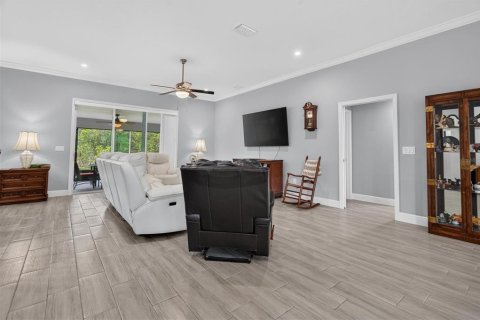 House in Orlando, Florida 3 bedrooms, 204.94 sq.m. № 2320784 - photo 12
