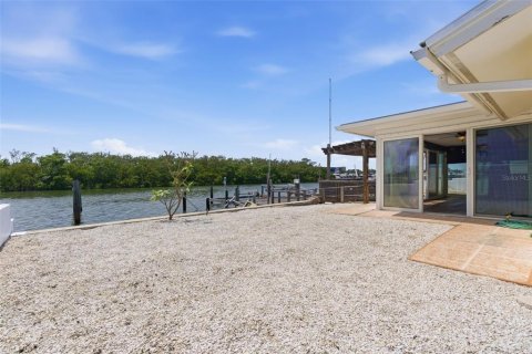 House in Saint Petersburg, Florida 2 bedrooms, 153.57 sq.m. № 2147786 - photo 20