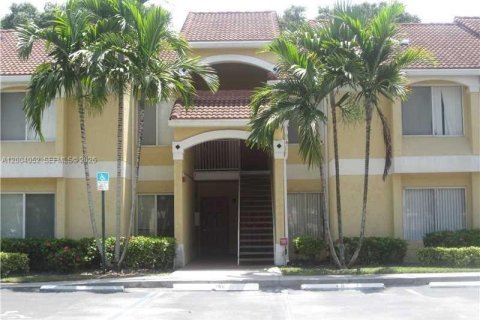 Condo in Oakland Park, Florida, 2 bedrooms  № 2068381 - photo 26