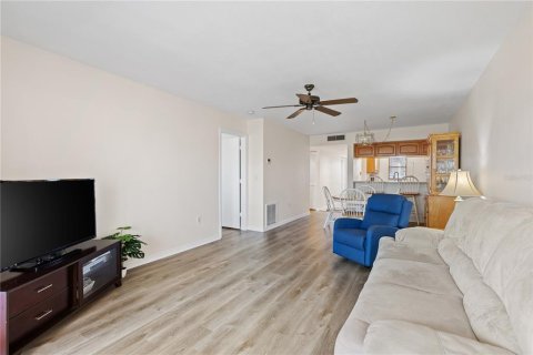 Condominio en venta en Venice, Florida, 2 dormitorios, 90.58 m2 № 1743319 - foto 13