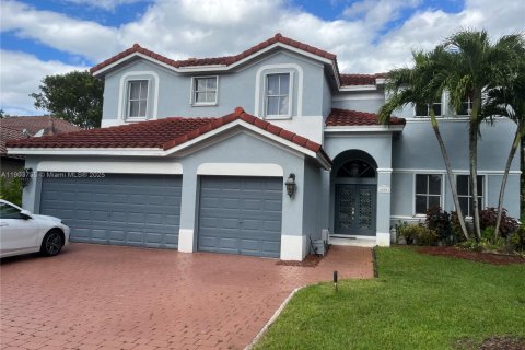 Купить виллу или дом в Мирамар, Флорида 5 спален, 331.2м2, № 1957325 - фото 5