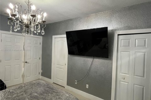 Купить виллу или дом в Мирамар, Флорида 5 спален, 331.2м2, № 1957325 - фото 27