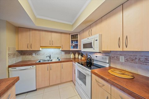 Купить виллу или дом в Венеция, Флорида 6 комнат, 109.35м2, № 1558107 - фото 7