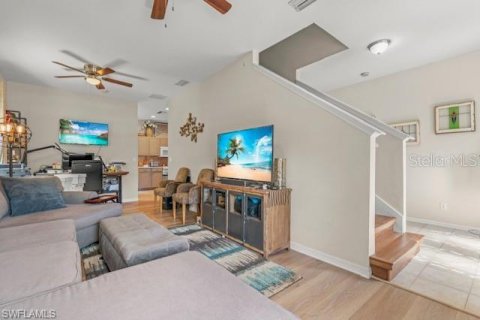 Villa ou maison à louer à Fort Myers, Floride: 4 chambres, 234.58 m2 № 1755642 - photo 4