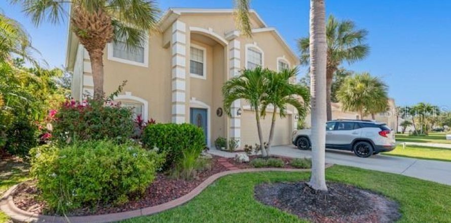 Villa ou maison à Fort Myers, Floride 4 chambres, 234.58 m2 № 1755642