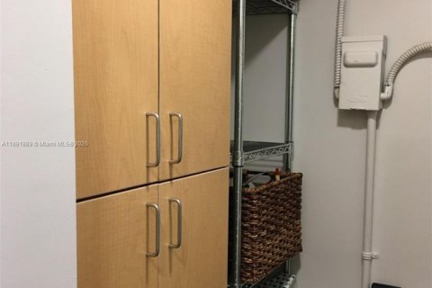 Condo in Boynton Beach, Florida, 1 bedroom  № 1943916 - photo 12