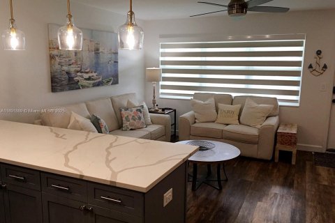 Condo in Boynton Beach, Florida, 1 bedroom  № 1943916 - photo 4