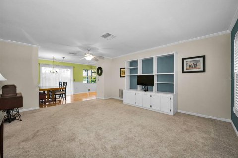 Villa ou maison à vendre à New Port Richey, Floride: 2 chambres, 94.39 m2 № 2142820 - photo 7