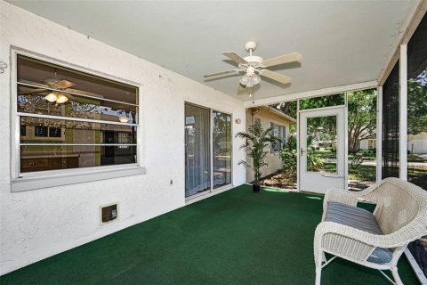 Villa ou maison à vendre à New Port Richey, Floride: 2 chambres, 94.39 m2 № 2142820 - photo 29