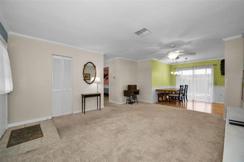 Villa ou maison à vendre à New Port Richey, Floride: 2 chambres, 94.39 m2 № 2142820 - photo 8