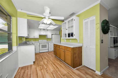 Villa ou maison à vendre à New Port Richey, Floride: 2 chambres, 94.39 m2 № 2142820 - photo 15