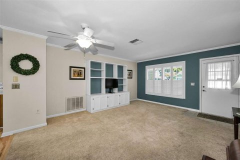 Villa ou maison à vendre à New Port Richey, Floride: 2 chambres, 94.39 m2 № 2142820 - photo 9