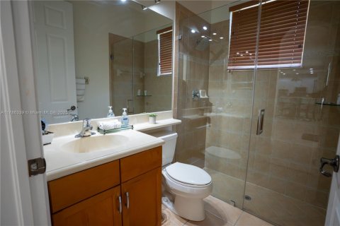House in Miramar, Florida 5 bedrooms, 306.21 sq.m. № 1641380 - photo 21