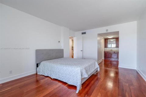 Condominio en venta en Fort Lauderdale, Florida, 1 dormitorio, 68.75 m2 № 1846203 - foto 19