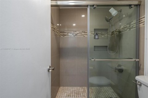 Condominio en venta en Fort Lauderdale, Florida, 1 dormitorio, 68.75 m2 № 1846203 - foto 22