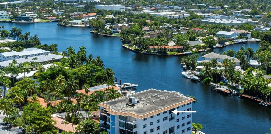 Condominio en Fort Lauderdale, Florida, 1 dormitorio  № 1846203