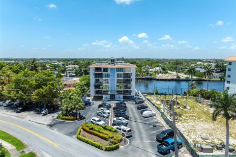 Condominio en venta en Fort Lauderdale, Florida, 1 dormitorio, 68.75 m2 № 1846203 - foto 4