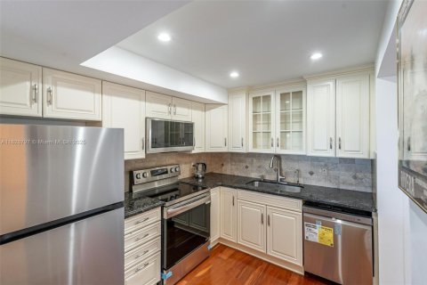 Condominio en venta en Fort Lauderdale, Florida, 1 dormitorio, 68.75 m2 № 1846203 - foto 8