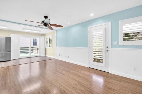 Villa ou maison à vendre à Palm Harbor, Floride: 3 chambres, 124.86 m2 № 1914451 - photo 5