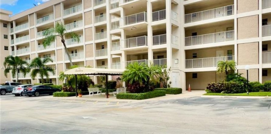 Condo à Pompano Beach, Floride, 1 chambre № 1923393