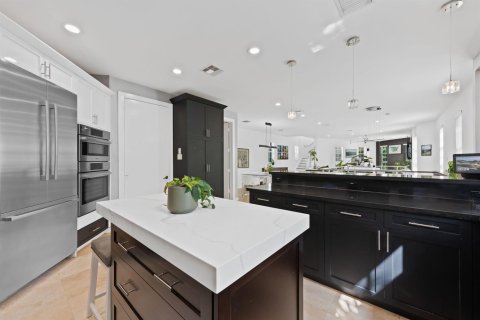 Adosado en venta en Fort Lauderdale, Florida, 3 dormitorios, 218.13 m2 № 2190398 - foto 8