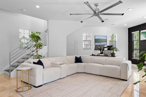 Adosado en venta en Fort Lauderdale, Florida, 3 dormitorios, 218.13 m2 № 2190398 - foto 11
