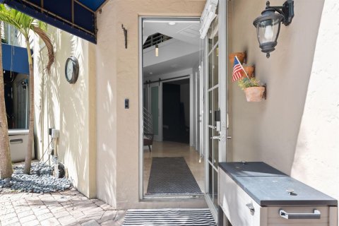 Adosado en venta en Fort Lauderdale, Florida, 3 dormitorios, 218.13 m2 № 2190398 - foto 3