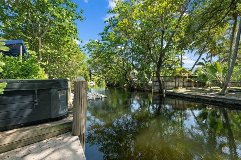 Adosado en venta en Fort Lauderdale, Florida, 3 dormitorios, 218.13 m2 № 2190398 - foto 25