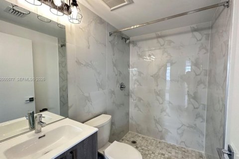 Apartment in Miami Beach, Florida 2 bedrooms, 79.43 sq.m. № 2064758 - photo 4