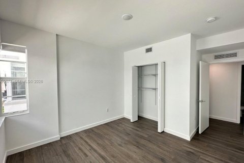 Apartment in Miami Beach, Florida 2 bedrooms, 79.43 sq.m. № 2064758 - photo 6