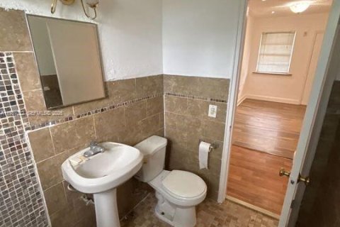 Appartement à louer à Miami, Floride: 1 chambre, 46.45 m2 № 1996492 - photo 5