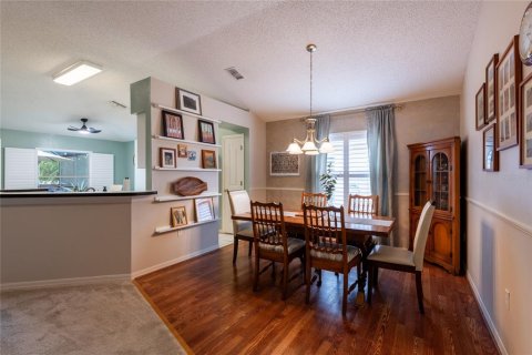 Villa ou maison à vendre à Tampa, Floride: 4 chambres, 172.05 m2 № 2355919 - photo 11