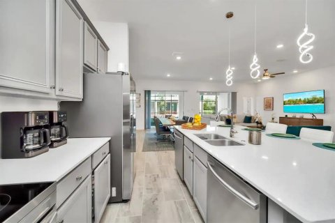 Villa ou maison à vendre à Kissimmee, Floride: 12 chambres, 442.4 m2 № 1532468 - photo 2