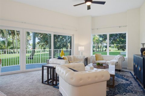 Condo in Daytona Beach Shores, Florida, 3 bedrooms  № 2309058 - photo 20
