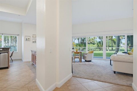 Condo in Daytona Beach Shores, Florida, 3 bedrooms  № 2309058 - photo 19