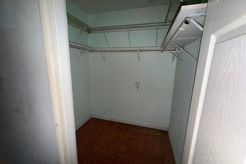 Casa en venta en Miami, Florida, 4 dormitorios, 175.03 m2 № 2184244 - foto 10